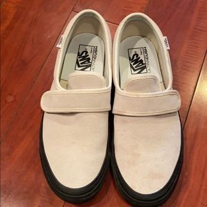 Vans suede cream shoes men’s size 9